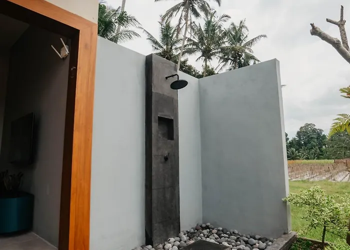 Joyluck Royal Private Ubud Rice Field View *